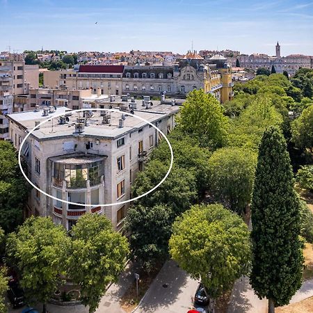 Villa Muenz Luxurious Residence Pula Buitenkant foto