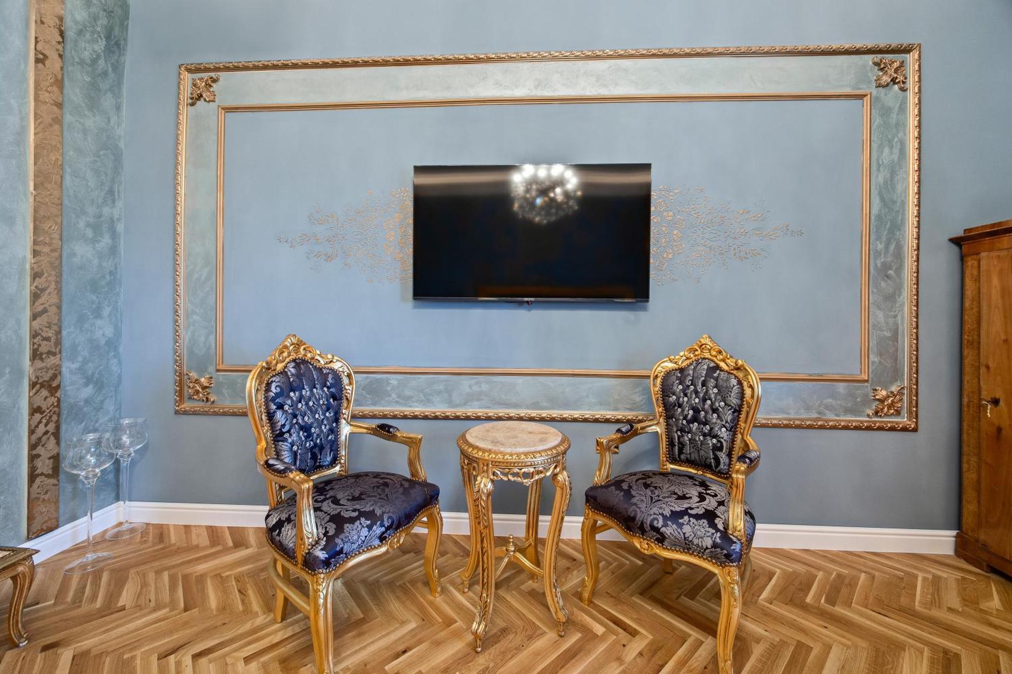 Villa Muenz Luxurious Residence Pula Buitenkant foto